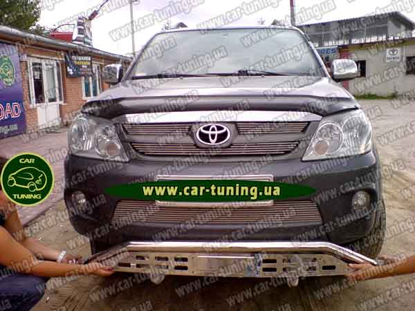   () Toyota Fortuner